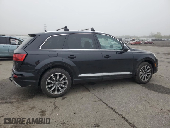 2017 Audi Q7 Premium Plus with VIN WA1LAAF75HD032610, listed as a Copart auction lot 55628665 with 47,523 mi miles and Salvage Title. Bid and sale history available at DreamBid. Image 3.