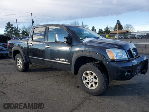 2004 Nissan Titan LE z VIN 1N6AA07B54N521567, wystawiony jako Copart lot #84048554 z przebiegiem 194 997 mil mil oraz Nie do naprawy • Non repairable. Historia ofert i sprzedaży dostępna na DreamBid. Obrazek 4.