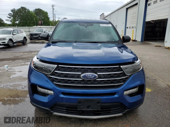 2022 Ford Explorer XLT with VIN 1FMSK7DH7NGC02324, listed as a Copart auction lot 55757885 with 19,078 mi miles and Salvage title. Bid and sale history available at DreamBid. Image 5.