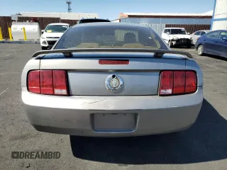 2008 Ford Mustang Deluxe with VIN 1ZVHT80N585136950, listed as a Copart auction lot 62778165 with 140,395 mi miles and Clean title. Bid and sale history available at DreamBid. Image 6.
