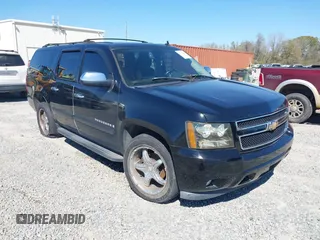 2007 Chevrolet Suburban LT with VIN 3GNFC16J07G122510, listed as a IAAI auction lot 41852268 with Not Provided miles. Bid and sale history available at carsss.com. Image 1.