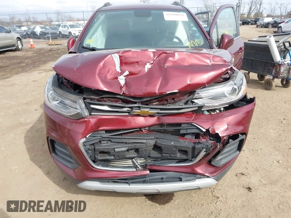 2017 Chevrolet Trax LT with VIN 3GNCJPSB2HL266871, listed as a IAAI auction lot 41840039 with 89,906 mi miles. Bid and sale history available at carsss.com. Image 6.