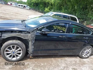 2017 Ford Fusion SE with VIN 3FA6P0HDXHR405345, listed as a IAAI auction lot 42462183 with 149,185 mi miles and . Bid and sale history available at DreamBid. Image 14.