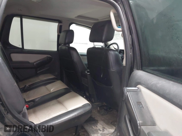 2007 Ford Explorer Sport Trac Limited z VIN 1FMEU53847UA07668, wystawiony jako IAAI lot #41914968 z przebiegiem 217 191 mil mil oraz . Historia ofert i sprzedaży dostępna na DreamBid. Obrazek 8.