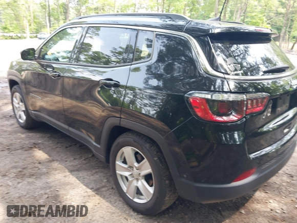 2022 Jeep Compass Latitude with VIN 3C4NJCBB5NT140011, listed as a IAAI auction lot 42487785 with 52,374 mi miles and . Bid and sale history available at DreamBid. Image 3.
