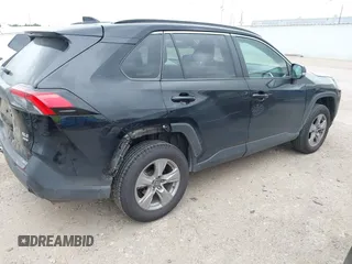 2024 Toyota RAV4 XLE with VIN 2T3P1RFV8RC440951, listed as a IAAI auction lot 42160027 with 35,000 mi miles. Bid and sale history available at carsss.com. Image 4.