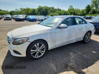2015 Mercedes-Benz C 300 Luxury с VIN 55SWF4KB0FU089091, выставлен на аукционе Copart как лот 64823385 с пробегом 80 239 миль миль и Списание • Salvage title. История ставок и продаж доступна на DreamBid. Изображение 1.