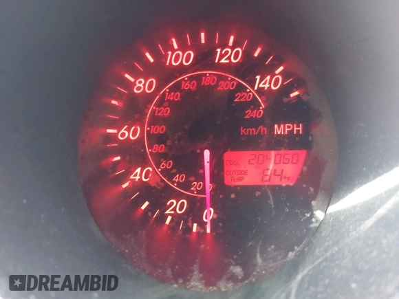2003 Toyota Matrix XRS with VIN 2T1KY32E63C152841, listed as a IAAI auction lot 42127550 with 204,060 mi miles and . Bid and sale history available at DreamBid. Image 7.