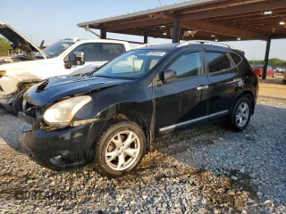 2011 Nissan Rogue SV z VIN JN8AS5MV1BW304167, wystawiony jako Copart lot #52981055 z przebiegiem 116 503 mil mil oraz Szkoda całkowita • Salvage title. Historia ofert i sprzedaży dostępna na DreamBid. Obrazek 1.