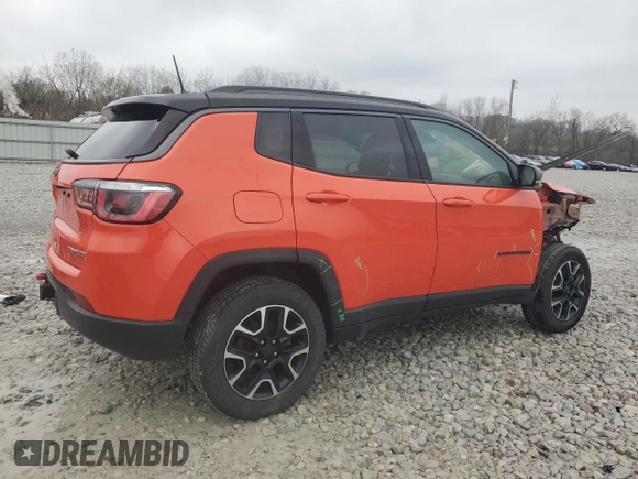 2020 Jeep Compass Trailhawk with VIN 3C4NJDDB9LT222694, listed as a Copart auction lot 52578765 with 62,006 mi miles and Salvage Title. Bid and sale history available at carsss.com. Image 3.