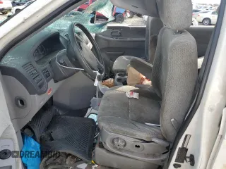 2005 Kia Sedona LX with VIN KNDUP132656684850, listed as a Copart auction lot 80095484 with 182,199 mi miles and Non Repairable. Bid and sale history available at carsss.com. Image 7.