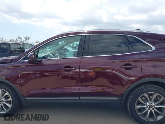 2019 Lincoln MKC Select with VIN 5LMCJ2C95KUL22363, listed as a IAAI auction lot 42245861 with 34,316 mi miles and . Bid and sale history available at DreamBid. Image 14.
