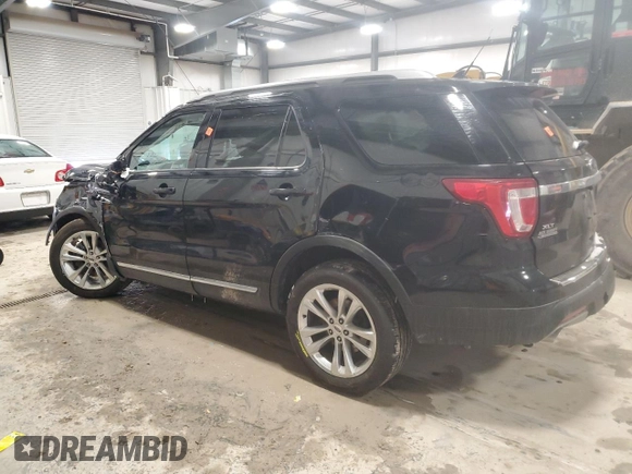 2018 Ford Explorer XLT z VIN 1FM5K8D82JGC53548, wystawiony jako Copart lot #45889385 z przebiegiem 51 321 mil mil oraz Szkoda całkowita • Salvage title. Historia ofert i sprzedaży dostępna na DreamBid. Obrazek 2.