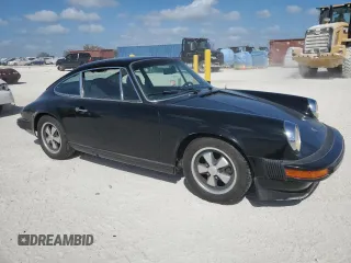 1975 Porsche 911 with VIN 9115202267, listed as a Copart auction lot 75863884 with 61,298 mi miles and Salvage title. Bid and sale history available at DreamBid. Image 4.