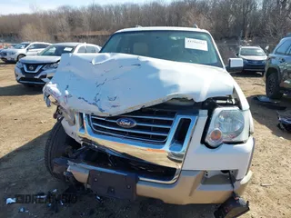 2007 Ford Explorer Eddie Bauer z VIN 1FMEU74EX7UB47448, wystawiony jako IAAI lot #41786044 z przebiegiem 203 808 mil mil oraz . Historia ofert i sprzedaży dostępna na DreamBid. Obrazek 12.