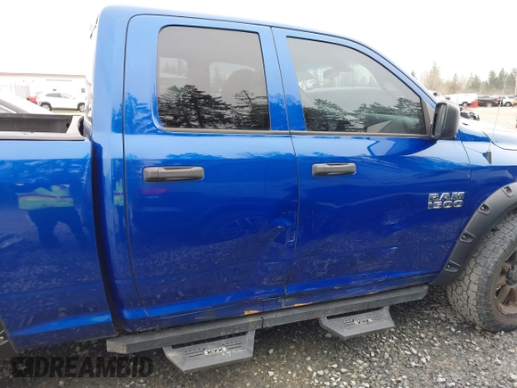2016 Ram 1500 Express z VIN 1C6RR7FG5GS184948, wystawiony jako IAAI lot #41836159 z przebiegiem 147 710 mil mil oraz . Historia ofert i sprzedaży dostępna na DreamBid. Obrazek 6.