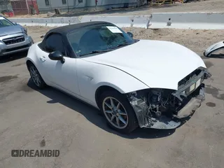 2016 Mazda MX-5 Miata Sport z VIN JM1NDAB78G0109617, wystawiony jako IAAI lot #42561908 z przebiegiem 116 764 mil mil oraz . Historia ofert i sprzedaży dostępna na DreamBid. Obrazek 1.