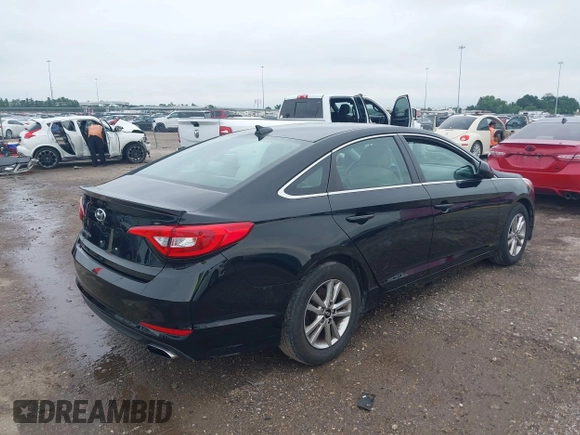 2016 Hyundai Sonata SE with VIN 5NPE24AF1GH388878, listed as a IAAI auction lot 39442510 with 158,111 mi miles and . Bid and sale history available at carsss.com. Image 4.