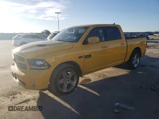 2016 Ram 1500 Sport with VIN 1C6RR6MT4GS317242, listed as a Copart auction lot 87055914 with 299,475 mi miles and Clean Title. Bid and sale history available at carsss.com. Image 1.
