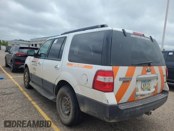 2014 Ford Expedition XL with VIN 1FMJU1G50EEF24187, listed as a IAAI auction lot 42616117 with 235,361 mi miles and . Bid and sale history available at DreamBid. Image 1.