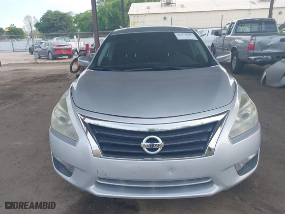 2013 Nissan Altima 2.5 S with VIN 1N4AL3AP1DN435181, listed as a IAAI auction lot 41974025 with 143,434 mi miles. Bid and sale history available at carsss.com. Image 12.