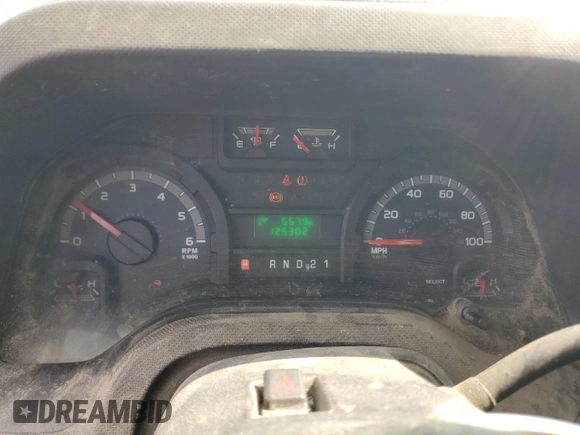 2013 Ford Econoline Cargo Commercial with VIN 1FTNE2EW6DDA33129, listed as a Copart auction lot 57098145 with 125,302 mi miles and Clean title. Bid and sale history available at DreamBid. Image 9.