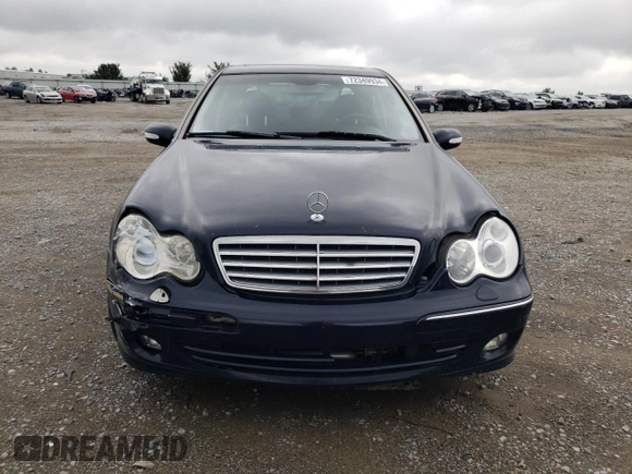 2005 Mercedes-Benz C 320 with VIN WDBRF64J75F631696, listed as a Copart auction lot 72349934 with 185,055 mi miles and Salvage Title. Bid and sale history available at DreamBid. Image 5.