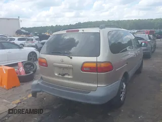 2000 Toyota Sienna LE z VIN 4T3ZF13C4YU309866, wystawiony jako IAAI lot #42184370 z przebiegiem 176 171 mil mil oraz . Historia ofert i sprzedaży dostępna na DreamBid. Obrazek 4.