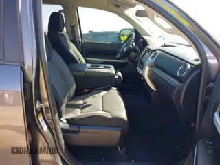 2017 Toyota Tundra 2WD SR5 with VIN 5TFRY5F16HX228522, listed as a IAAI auction lot 41712834 with 111,910 mi miles. Bid and sale history available at carsss.com. Image 5.