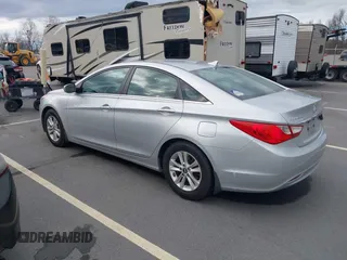 2013 Hyundai Sonata GLS with VIN 5NPEB4AC1DH609459, listed as a IAAI auction lot 41125668 with 227,079 mi miles and . Bid and sale history available at carsss.com. Image 3.