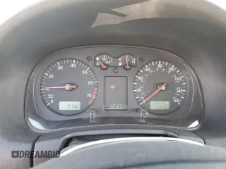 2003 Volkswagen Jetta GL с VIN 3VWRK69MX3M106691, выставлен на аукционе Copart как лот 50765595 с пробегом 140 961 миль миль и Списание • Salvage title. История ставок и продаж доступна на DreamBid. Изображение 9.