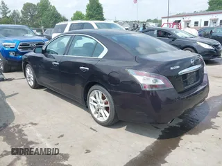 2014 Nissan Maxima SV z VIN 1N4AA5AP6EC454159, wystawiony jako IAAI lot #42429951 z przebiegiem 194 791 mil mil oraz . Historia ofert i sprzedaży dostępna na DreamBid. Obrazek 3.