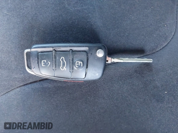 2008 Audi TT 2.0T with VIN TRUMF38J881042846, listed as a IAAI auction lot 41815280 with 87,354 mi miles and . Bid and sale history available at DreamBid. Image 11.