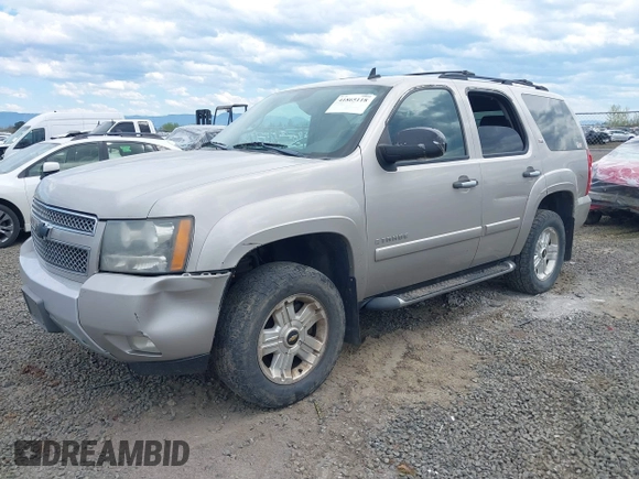 2008 Chevrolet Tahoe 3LT z VIN 1GNFK13008R260063, wystawiony jako IAAI lot #41865118 z przebiegiem 218 009 mil mil oraz . Historia ofert i sprzedaży dostępna na DreamBid. Obrazek 2.
