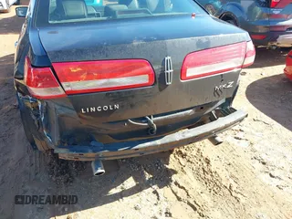 2011 Lincoln MKZ with VIN 3LNHL2GC9BR760335, listed as a IAAI auction lot 41587081 with 178,192 mi miles and . Bid and sale history available at carsss.com. Image 6.