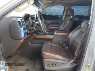 2016 Chevrolet Silverado 1500 High Country with VIN 3GCUKTEC2GG372770, listed as a Copart auction lot 71443544 with 111,164 mi miles and Clean Title. Bid and sale history available at DreamBid. Image 7.
