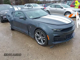 2023 Chevrolet Camaro 1LT с VIN 1G1FB1RX2P0136305, выставлен на аукционе IAAI как лот 41880054 с пробегом Не указан миль и . История ставок и продаж доступна на DreamBid. Изображение 1.