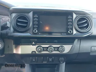 2020 Toyota Tacoma SR with VIN 3TYRX5GN0LT000913, listed as a IAAI auction lot 42520385 with 44,381 mi miles and . Bid and sale history available at DreamBid. Image 17.