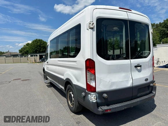 2015 Ford Transit XL z VIN 1FDZX2CM8FKB23583, wystawiony jako Copart lot #64052914 z przebiegiem 244 695 mil mil oraz Czysty tytuł • Clean title. Historia ofert i sprzedaży dostępna na DreamBid. Obrazek 2.