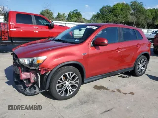 2018 Mitsubishi Outlander ES z VIN JA4AP3AU3JZ027350, wystawiony jako Copart lot #56320245 z przebiegiem 52 509 mil mil oraz Szkoda całkowita • Salvage title. Historia ofert i sprzedaży dostępna na DreamBid. Obrazek 1.
