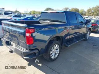 2020 Chevrolet Silverado 1500 Custom with VIN 3GCPWBEK3LG362634, listed as a IAAI auction lot 40904850 with 145,441 mi miles. Bid and sale history available at carsss.com. Image 4.