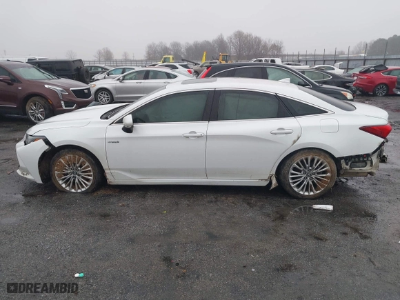 2020 Toyota Avalon Hybrid Limited with VIN 4T1C21FB9LU016373, listed as a IAAI auction lot 41536148 with 104,675 mi miles. Bid and sale history available at carsss.com. Image 15.