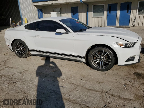 2016 Ford Mustang EcoBoost z VIN 1FA6P8TH0G5243879, wystawiony jako Copart lot #48569255 z przebiegiem 147 524 mil mil oraz Szkoda całkowita • Salvage title. Historia ofert i sprzedaży dostępna na DreamBid. Obrazek 4.