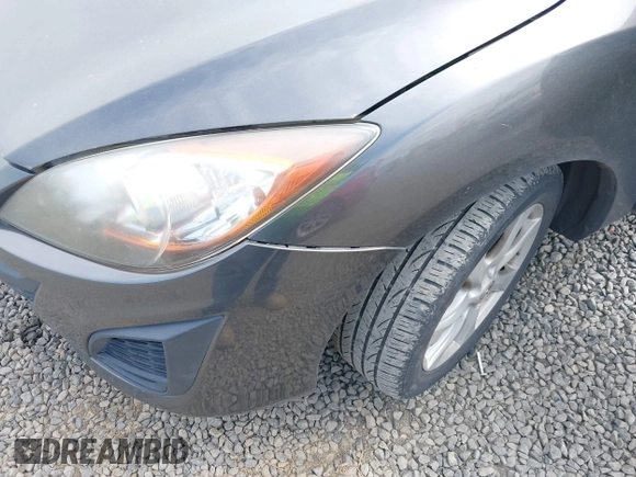 2011 Mazda Mazda3 i Touring with VIN JM1BL1VG6B1384875, listed as a IAAI auction lot 42153252 with 170,798 mi miles. Bid and sale history available at carsss.com. Image 6.