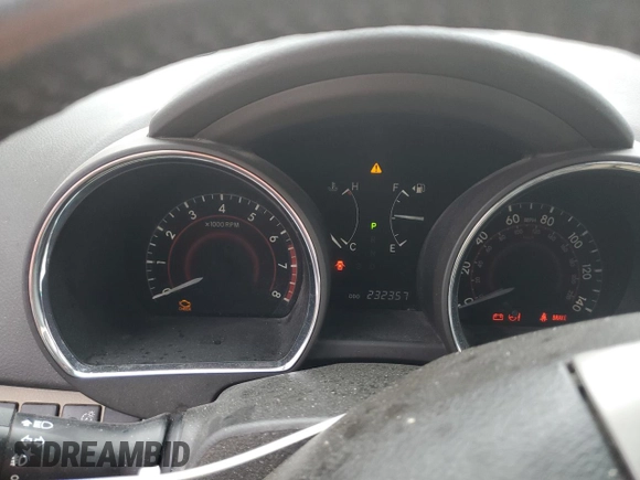 2010 Toyota Highlander Sport with VIN 5TDXK3EH0AS002287, listed as a Copart auction lot 52805395 with 232,357 mi miles and Salvage title. Bid and sale history available at DreamBid. Image 9.