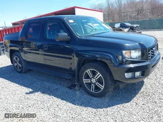 2013 Honda Ridgeline Sport with VIN 5FPYK1F72DB007036, listed as a IAAI auction lot 41846541 with 133,391 mi miles. Bid and sale history available at carsss.com. Image 1.