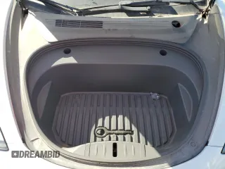 2023 Tesla Model 3 z VIN 5YJ3E1EA7PF430495, wystawiony jako Copart lot #64046515 z przebiegiem 32 829 mil mil oraz Szkoda całkowita • Salvage title. Historia ofert i sprzedaży dostępna na DreamBid. Obrazek 11.