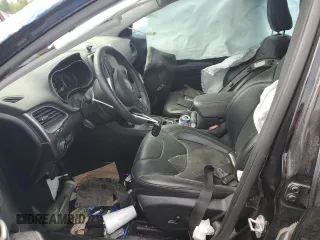 2019 Jeep Cherokee Latitude Plus with VIN 1C4PJMLBXKD214974, listed as a Copart auction lot 49877595 with 120,979 mi miles and Salvage title. Bid and sale history available at DreamBid. Image 7.