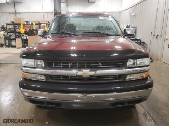 2000 Chevrolet Silverado 1500 LS with VIN 1GCEK19T8YE209097, listed as a Copart auction lot 43940845 with 103,571 mi miles and Clean Title. Bid and sale history available at carsss.com. Image 5.