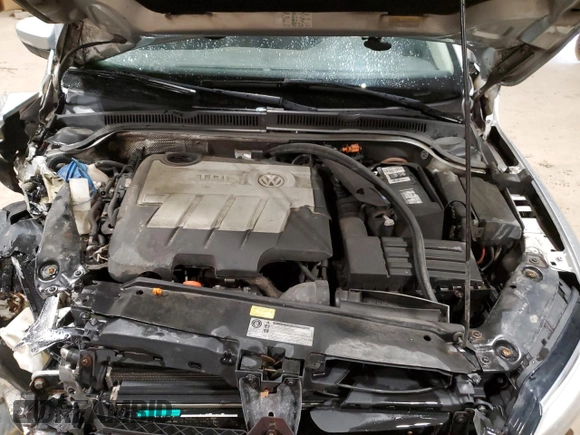 2011 Volkswagen Jetta z VIN 3VWWL7AJ5BM083732, wystawiony jako Copart lot #57943595 z przebiegiem 171 791 mil mil oraz Szkoda całkowita • Salvage title. Historia ofert i sprzedaży dostępna na DreamBid. Obrazek 11.
